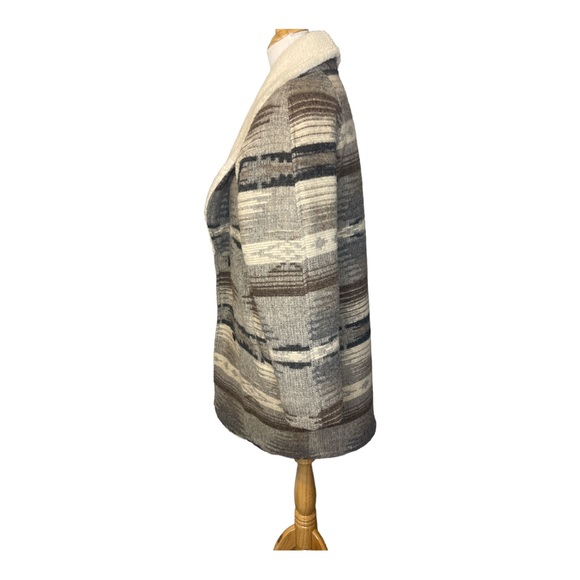 Woolrich Aztec Navajo Design Wool Sherpa Collar Coat - Picture 2 of 7